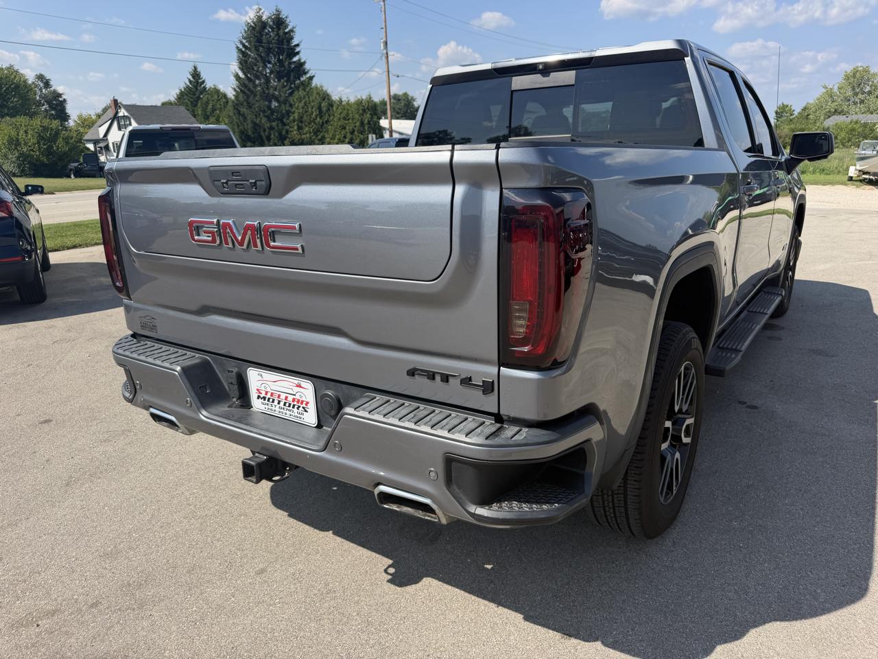 GMC Sierra 1500 4WD Crew Cab 147" AT4 2019