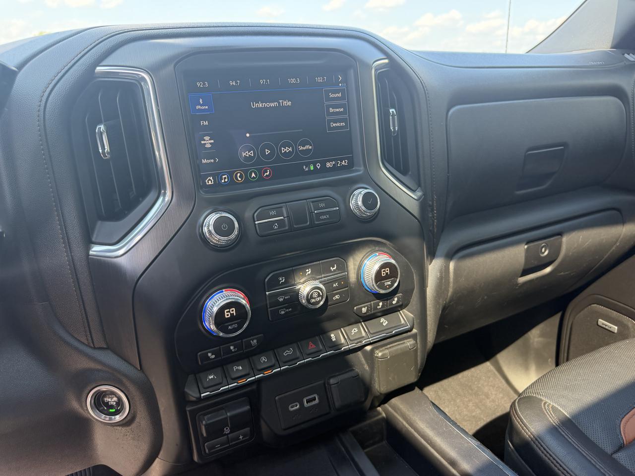 GMC Sierra 1500 4WD Crew Cab 147" AT4 2019