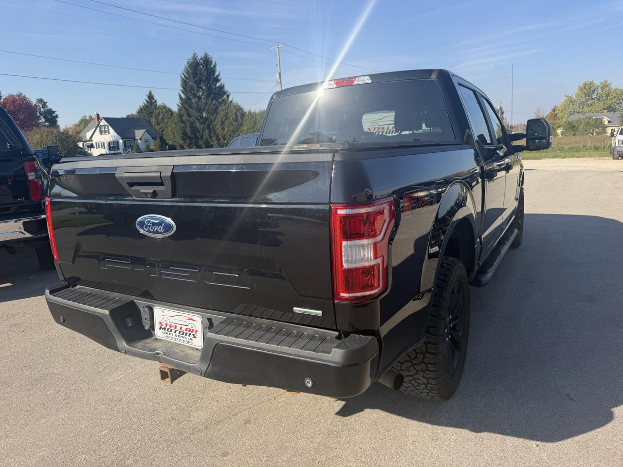 Ford F-150 4WD SuperCrew 150" XL 2019