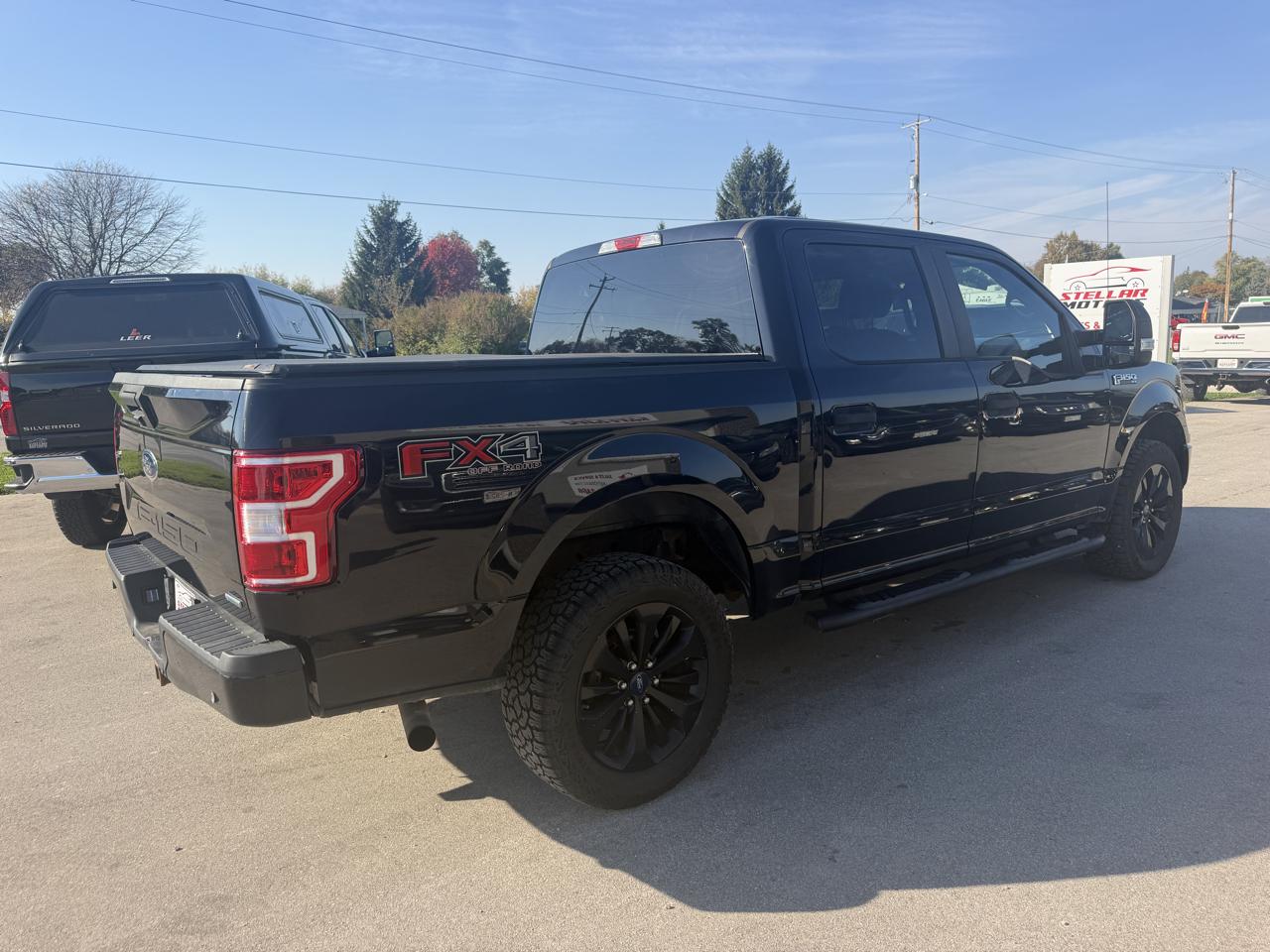Ford F-150 4WD SuperCrew 150" XL 2019