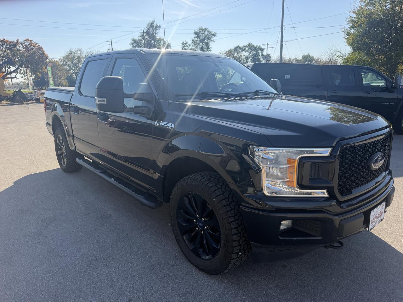 Ford F-150 4WD SuperCrew 150" XL 2019