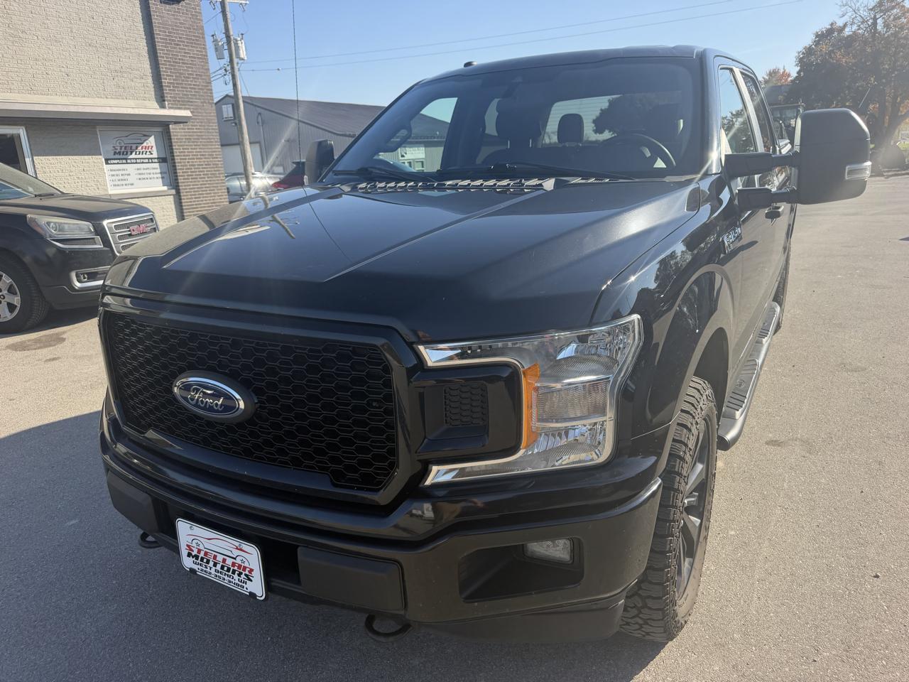 Ford F-150 4WD SuperCrew 150" XL 2019