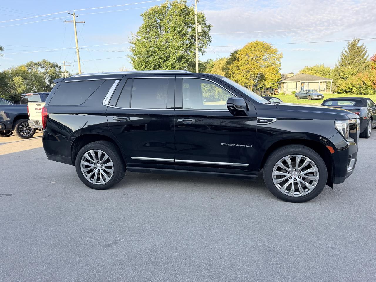2022 GMC Yukon Denali - Photo 10