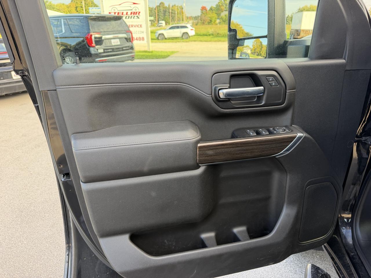 Chevrolet Silverado 2500HD 4WD Crew Cab 159" LT 2022