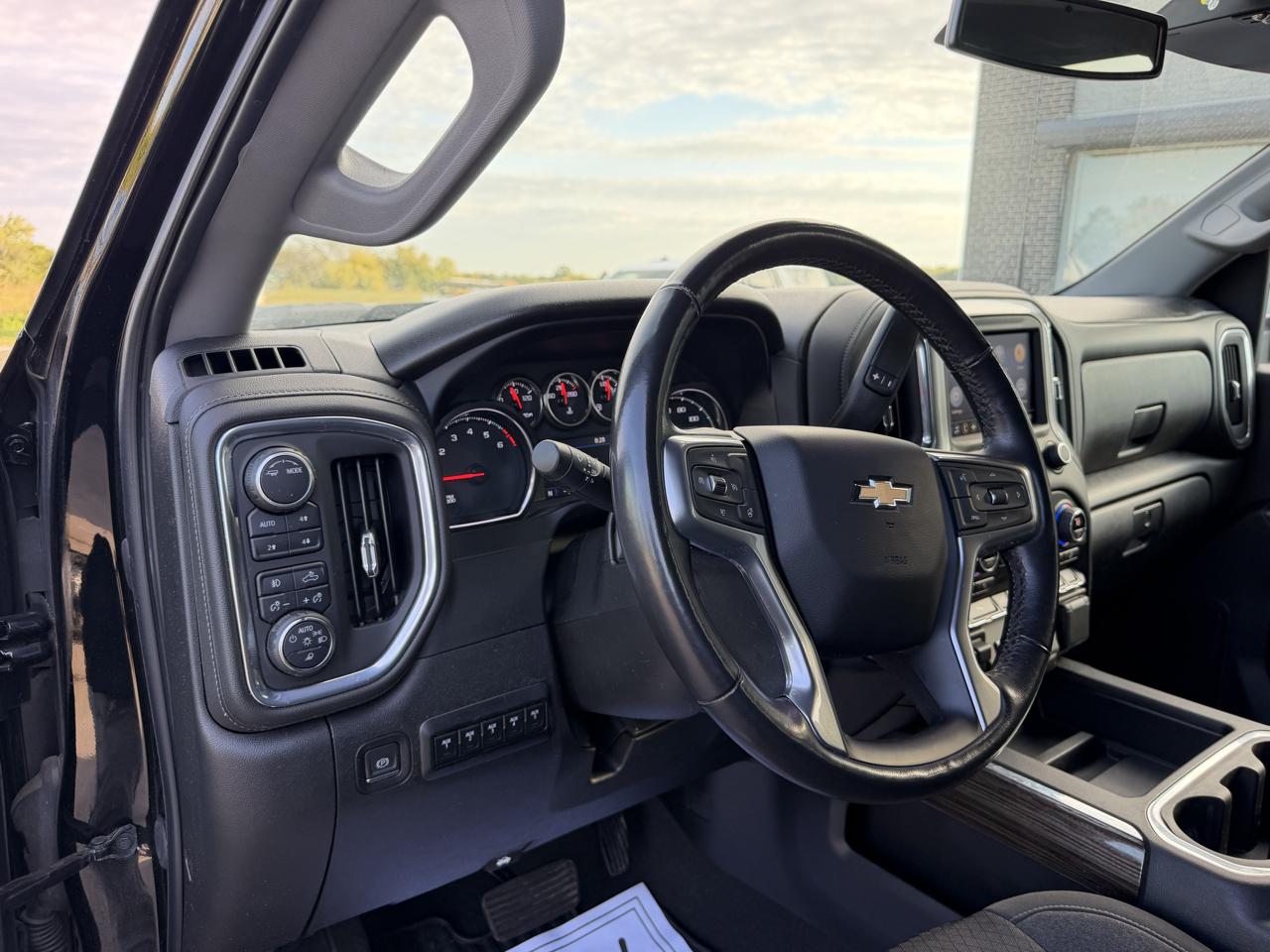 Chevrolet Silverado 2500HD 4WD Crew Cab 159" LT 2022