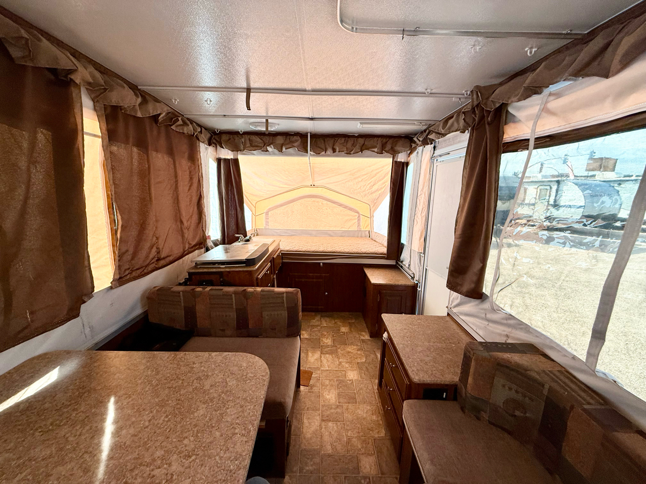 Forest River Flagstaff  2011