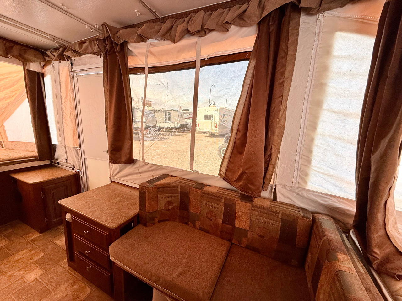 Forest River Flagstaff  2011