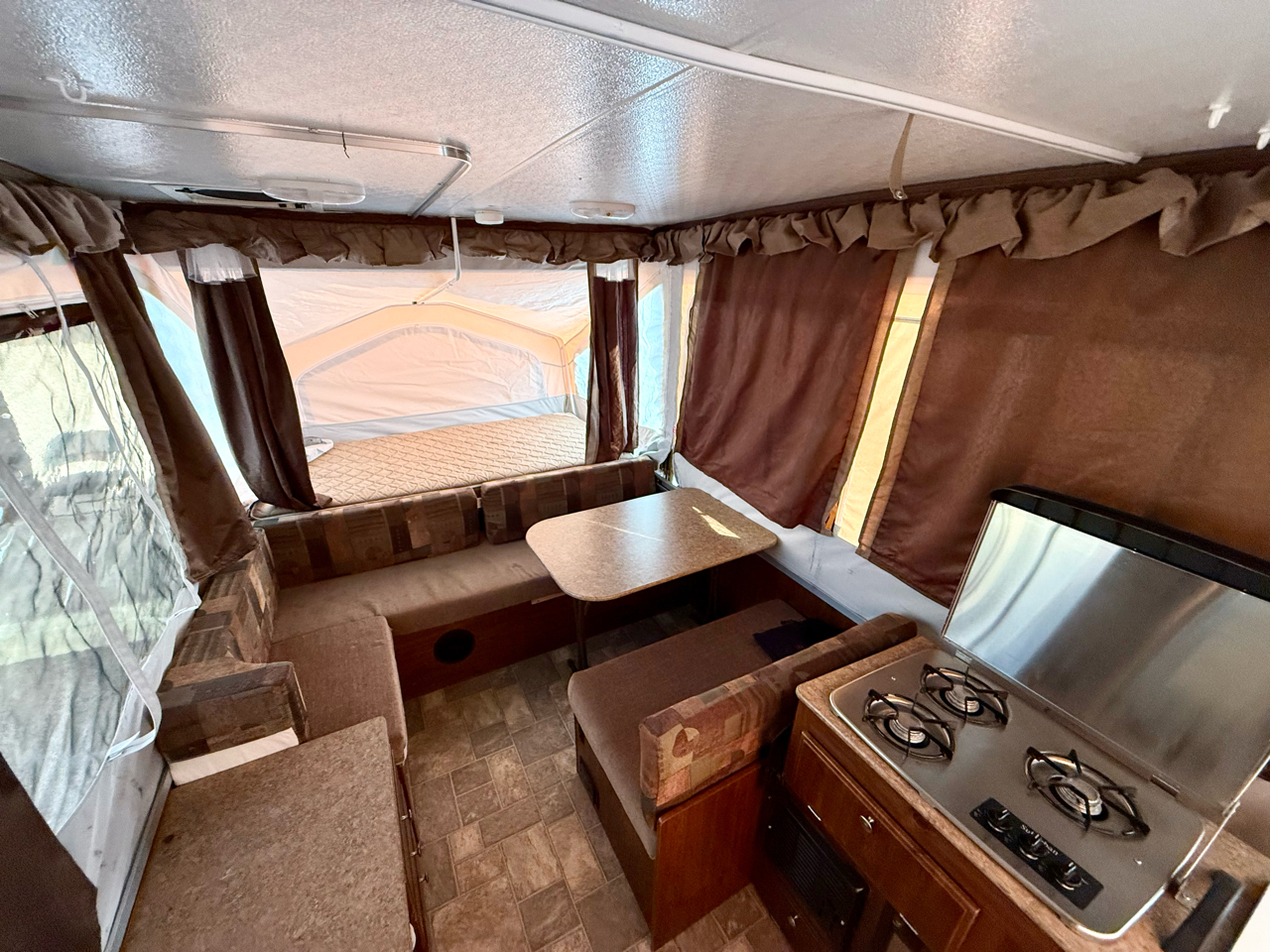 Forest River Flagstaff  2011