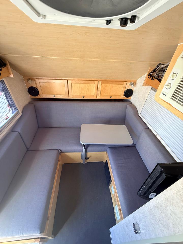 nuCamp RV’ Tab 320  2017