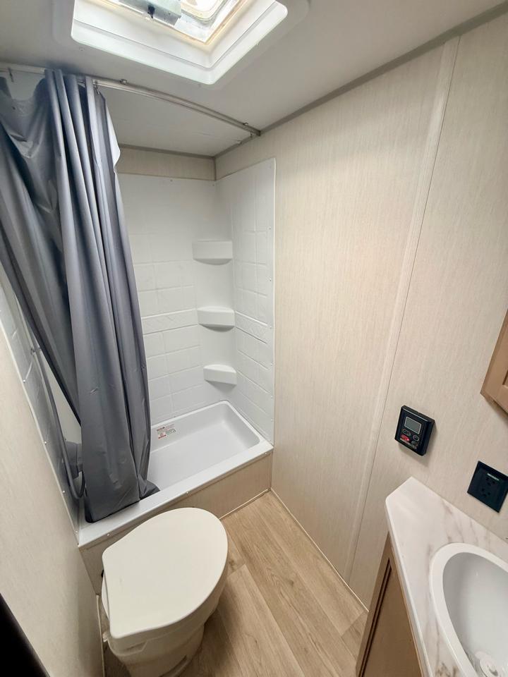 Forest River Cherokee  2025