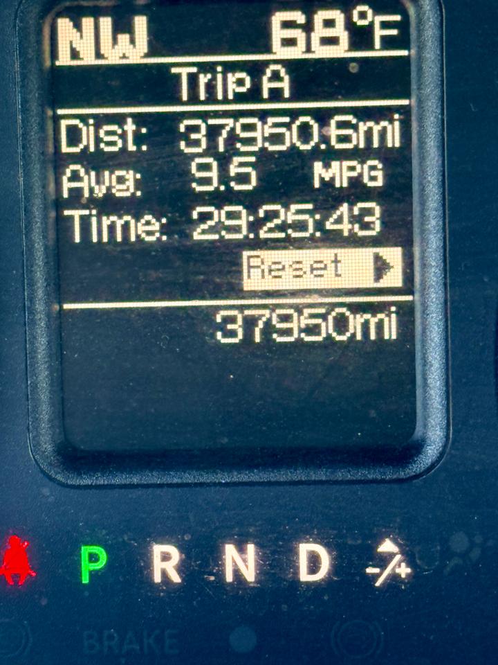 RAM 3500 Tradesman Crew Cab 4WD DRW 2015