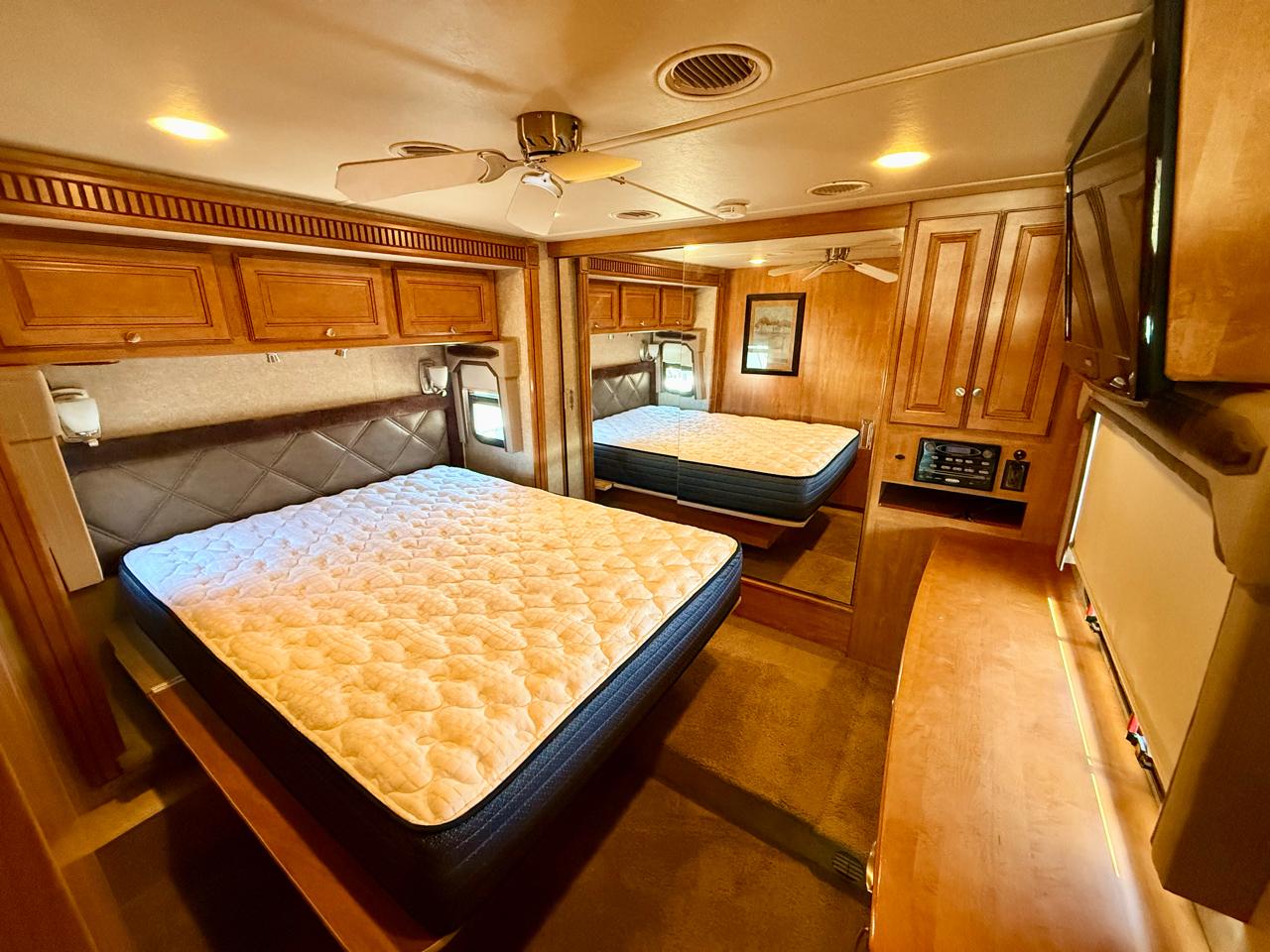 Winnebago Itasca  2011