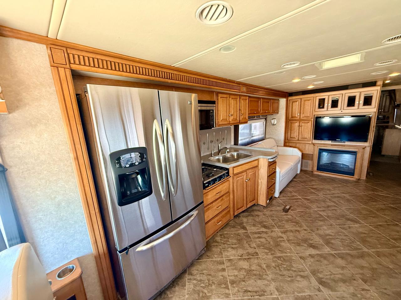 Winnebago Itasca  2011