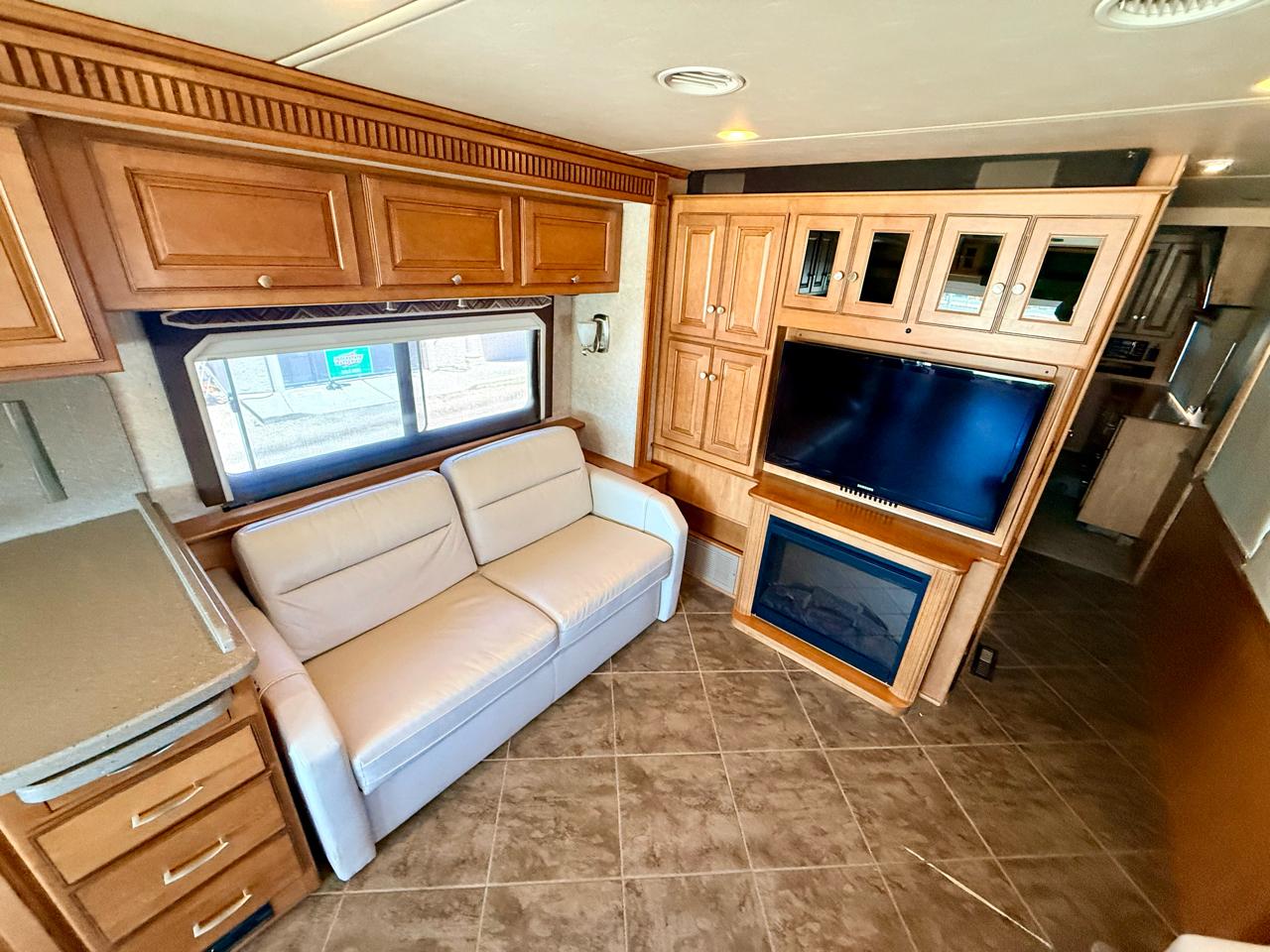 Winnebago Itasca  2011