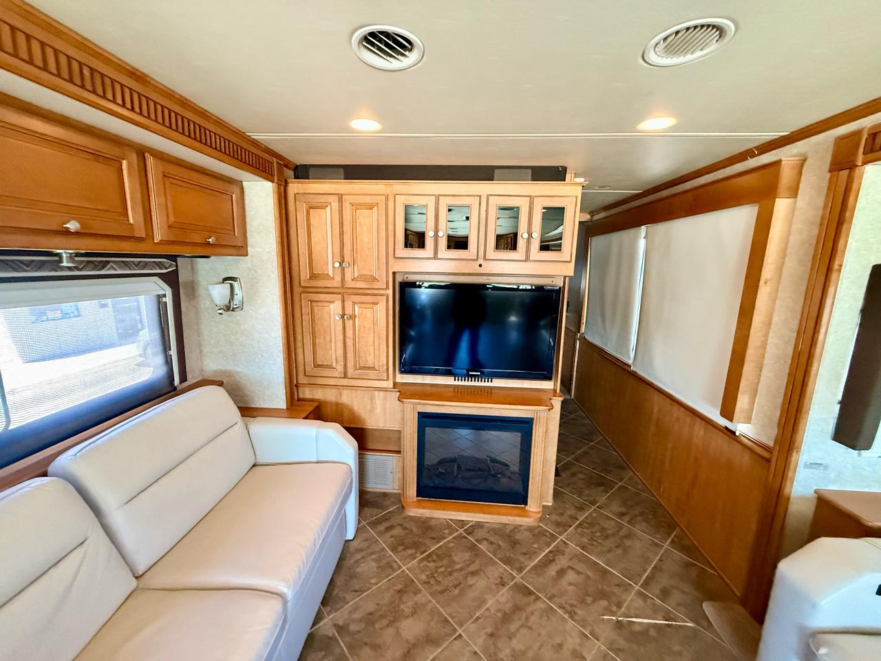 Winnebago Itasca  2011