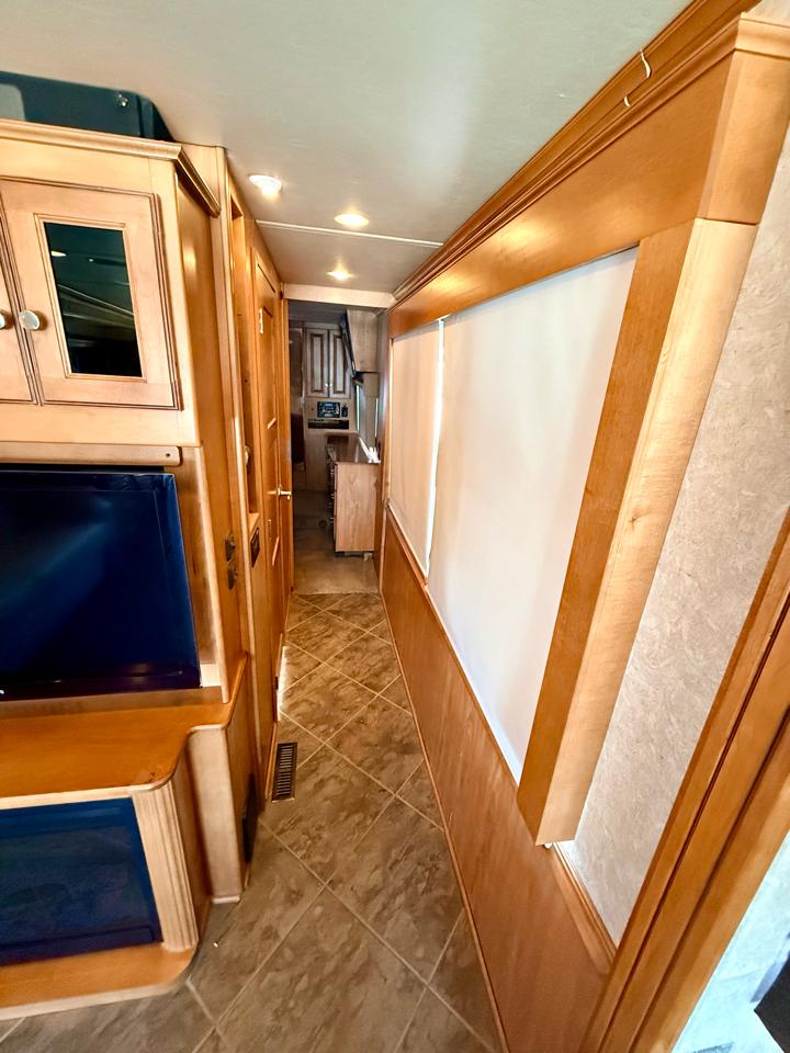 Winnebago Itasca  2011