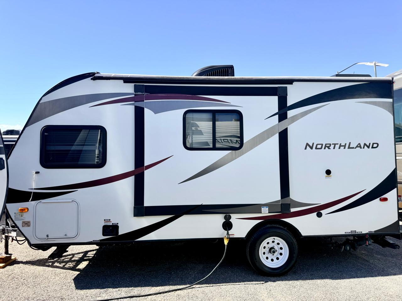 Pacific Coachworks Trailer Unknown  2017