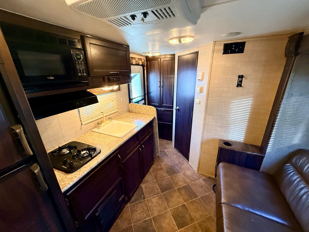Pacific Coachworks Trailer Unknown  2017