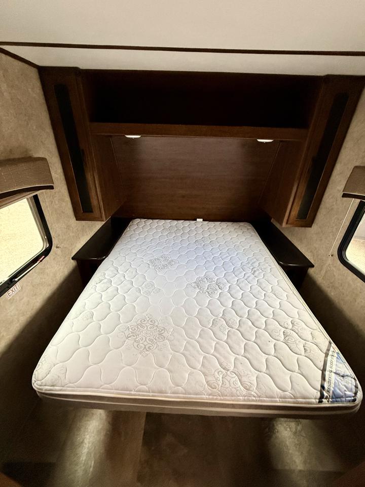 Jayco Jay Feather 7  2016