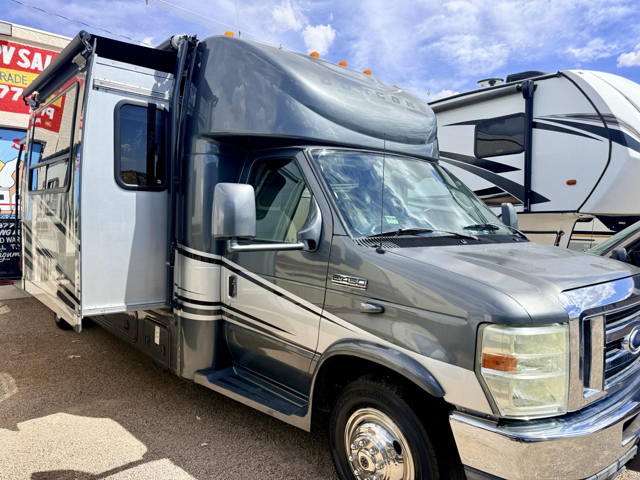 Ford Econoline E450 2012