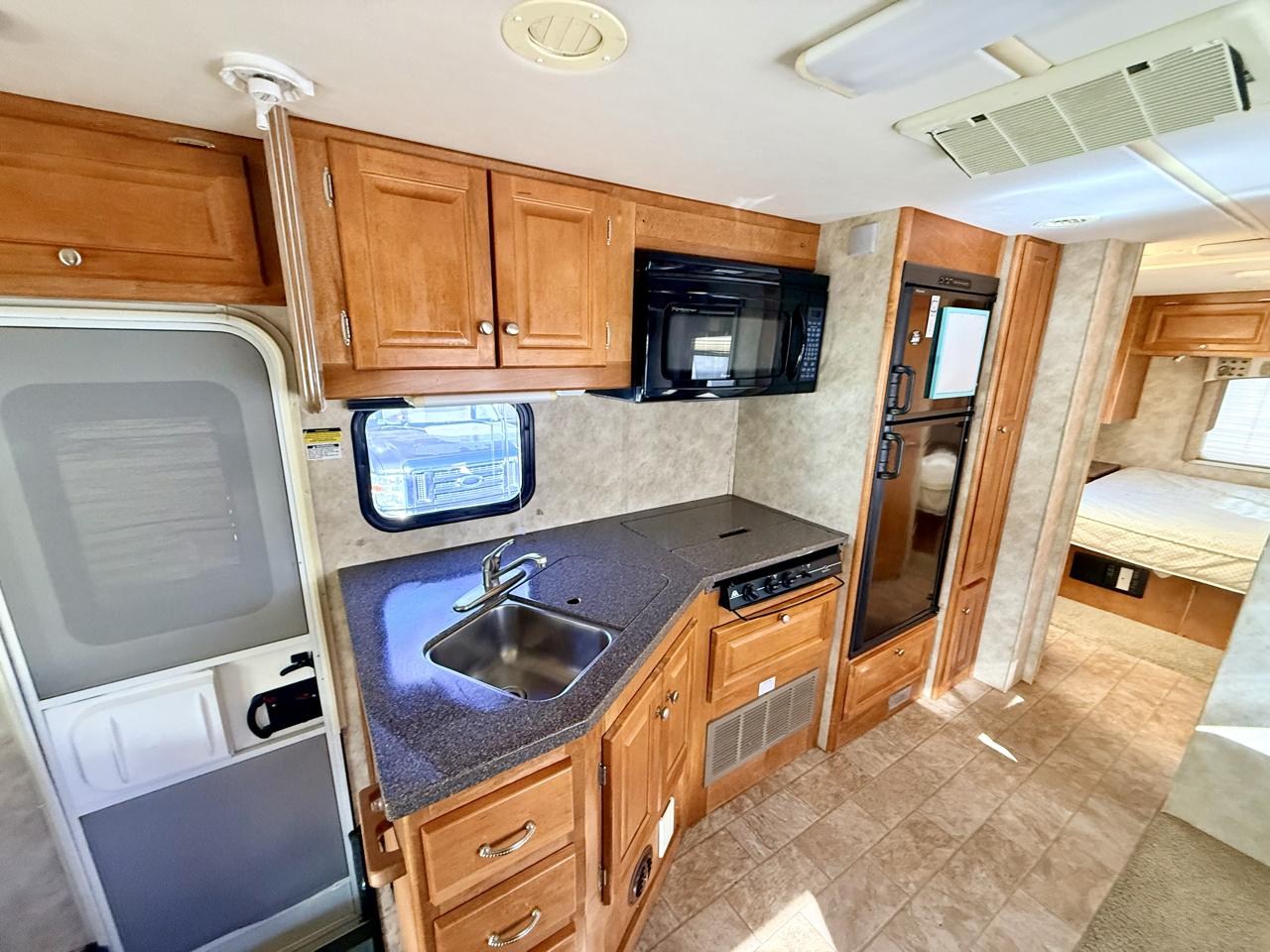 Ford Econoline E-450 2008