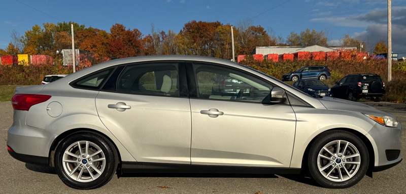 Ford Focus SE Sedan 2015