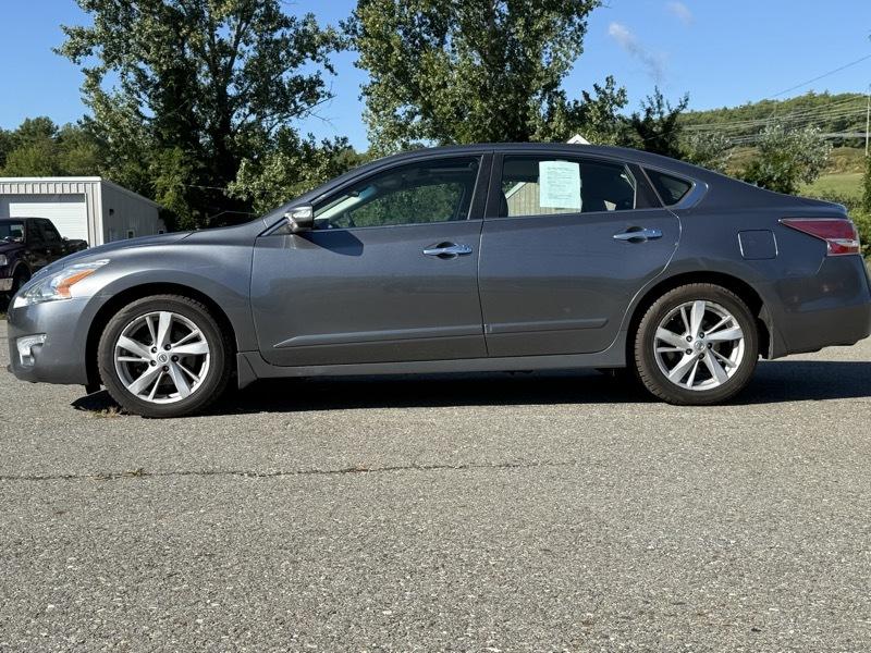 Nissan Altima 2.5 SV 2015
