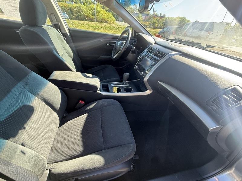 Nissan Altima 2.5 SV 2015