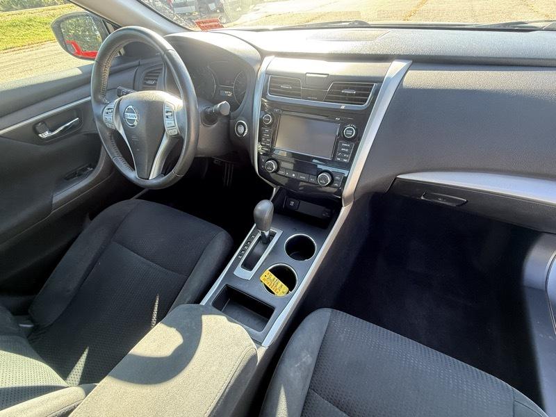 Nissan Altima 2.5 SV 2015