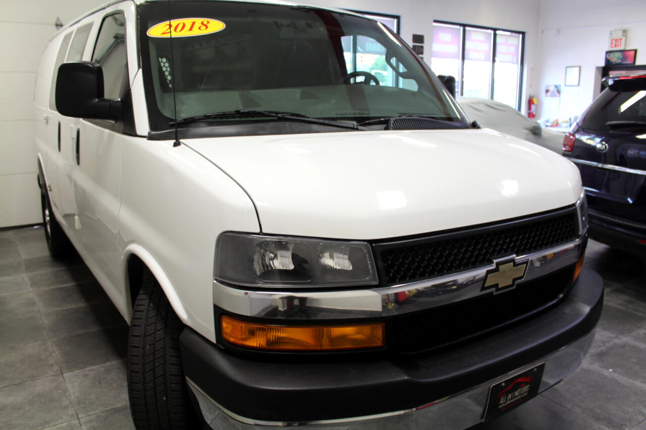 2018 Chevrolet Express Cargo Van 2500 photo 2