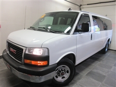 2020 GMC Savana Passenger 