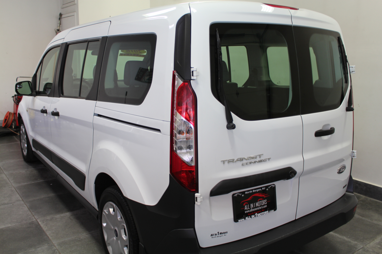 2016 Ford Transit Connect Wagon XL photo 3