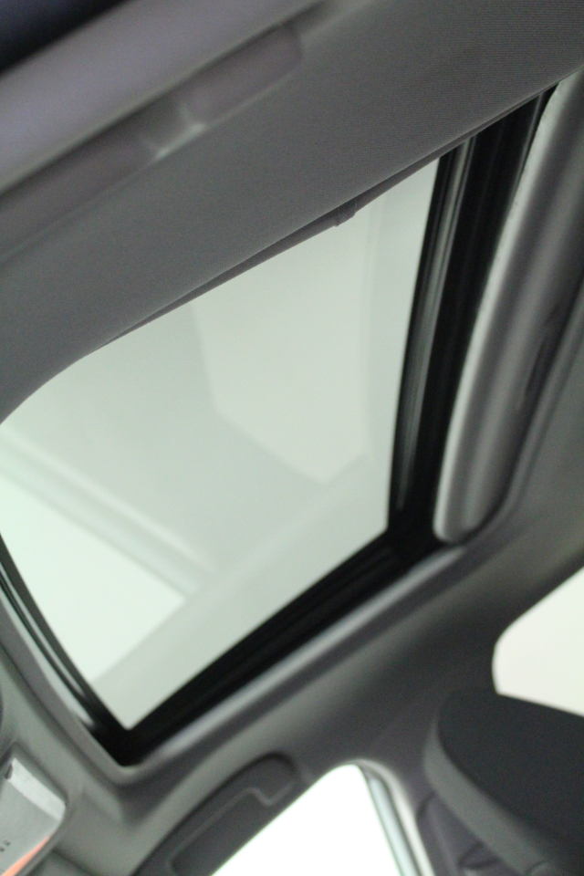 2021 Toyota RAV4 XLE photo 10