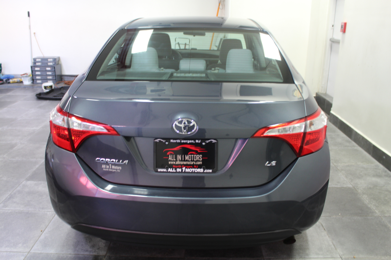 2015 Toyota Corolla LE Premium photo 5