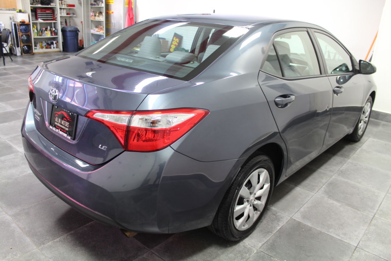 2015 Toyota Corolla LE Premium photo 6
