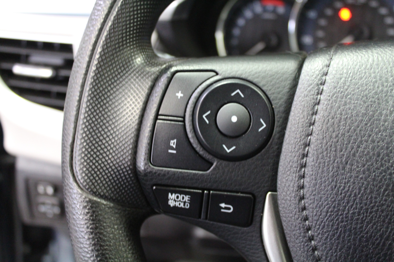 2015 Toyota Corolla LE Premium photo 10