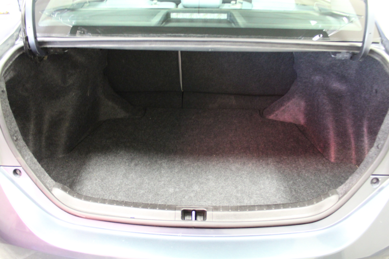 2015 Toyota Corolla LE Premium photo 25
