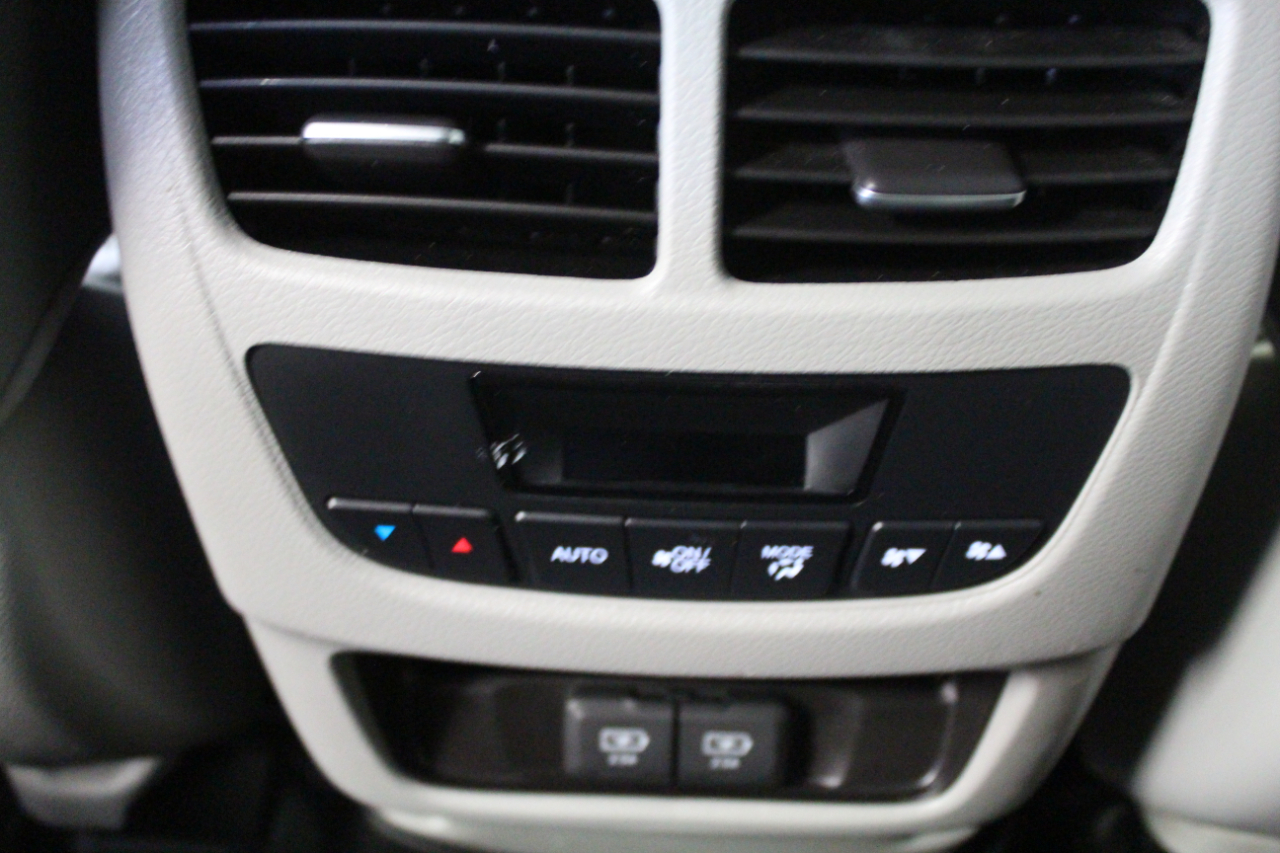 2018 Acura MDX SH-AWD Technology photo 23