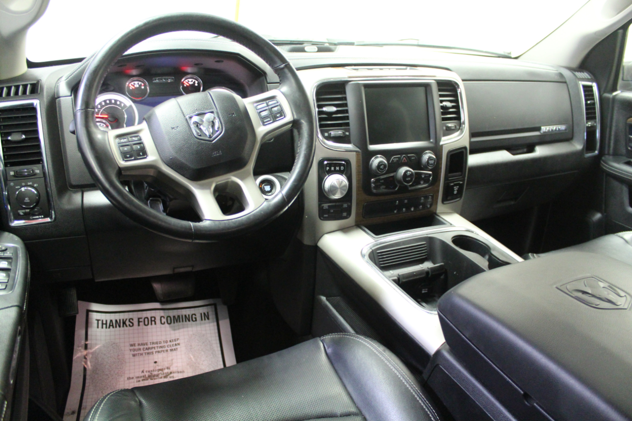2017 Ram 1500 Laramie photo 5
