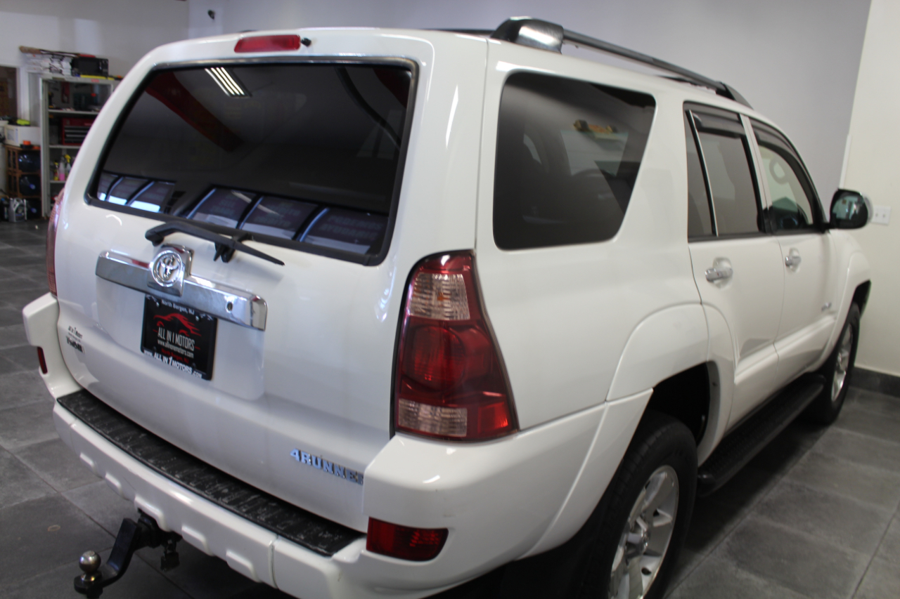 Toyota 4Runner 4dr SR5 V6 Auto 4WD (Natl) 2004 Toyota 4Runner 4dr SR5 V6 Auto 4WD (Natl) 2004