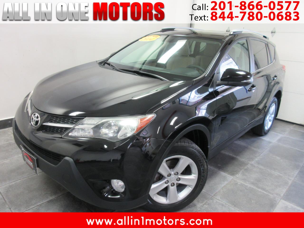 2014 Toyota RAV4 AWD 4dr XLE (Natl)