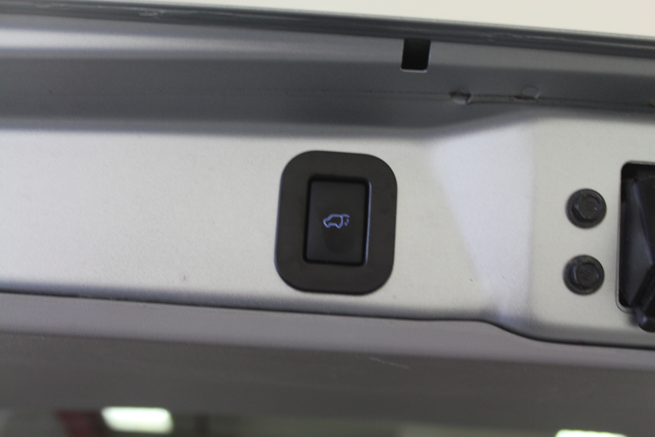 Toyota Sienna XLE FWD 8-Passenger (Natl) 2019