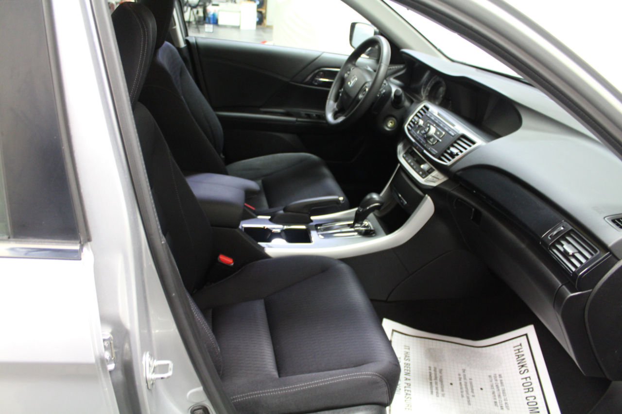 Honda Accord Sdn 4dr I4 CVT Sport 2013