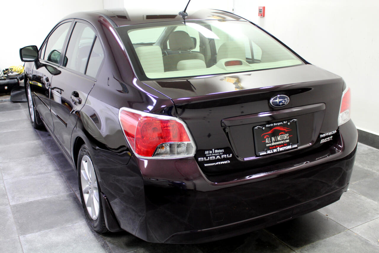 Subaru Impreza Sedan 4dr Auto 2.0i Premium 2012