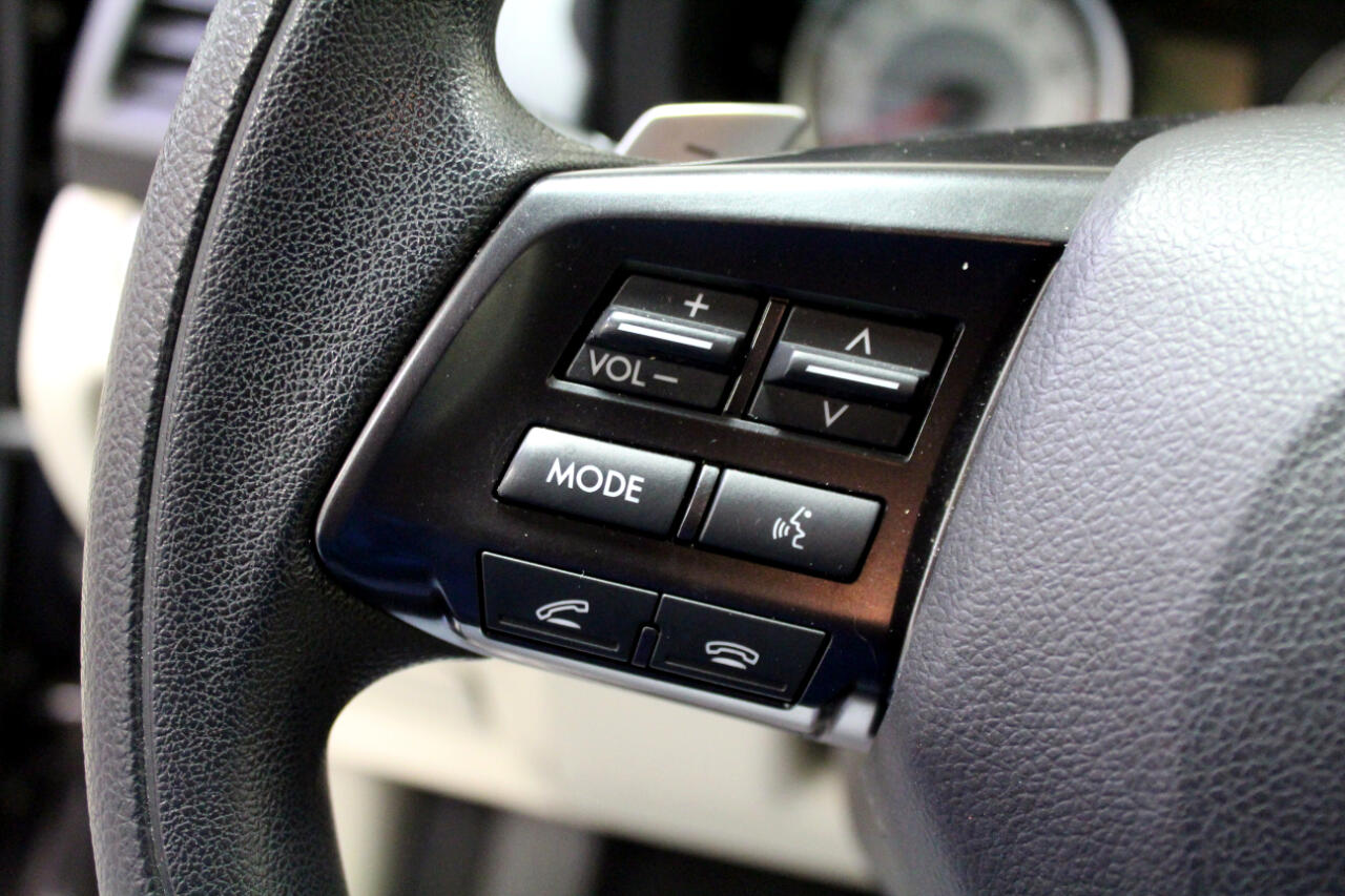 Subaru Impreza Sedan 4dr Auto 2.0i Premium 2012