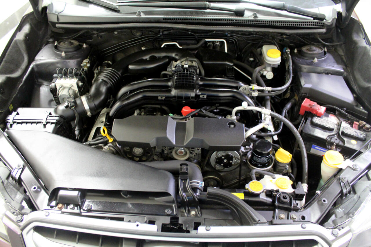 Subaru Impreza Sedan 4dr Auto 2.0i Premium 2012