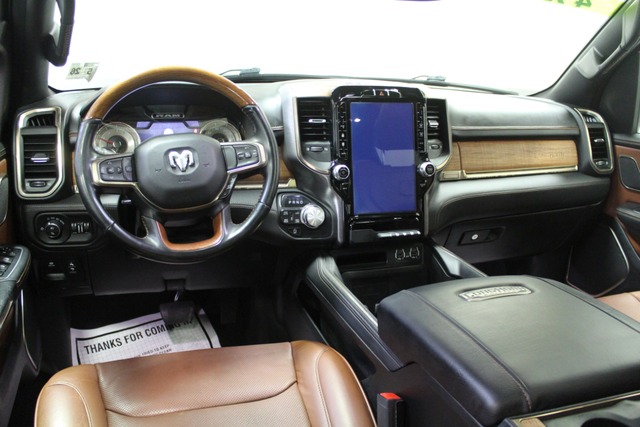 RAM 1500 Longhorn 4x4 Crew Cab 5'7" Box 2021