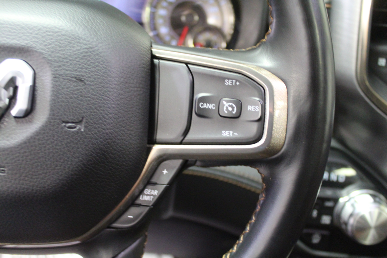 RAM 1500 Longhorn 4x4 Crew Cab 5'7" Box 2021