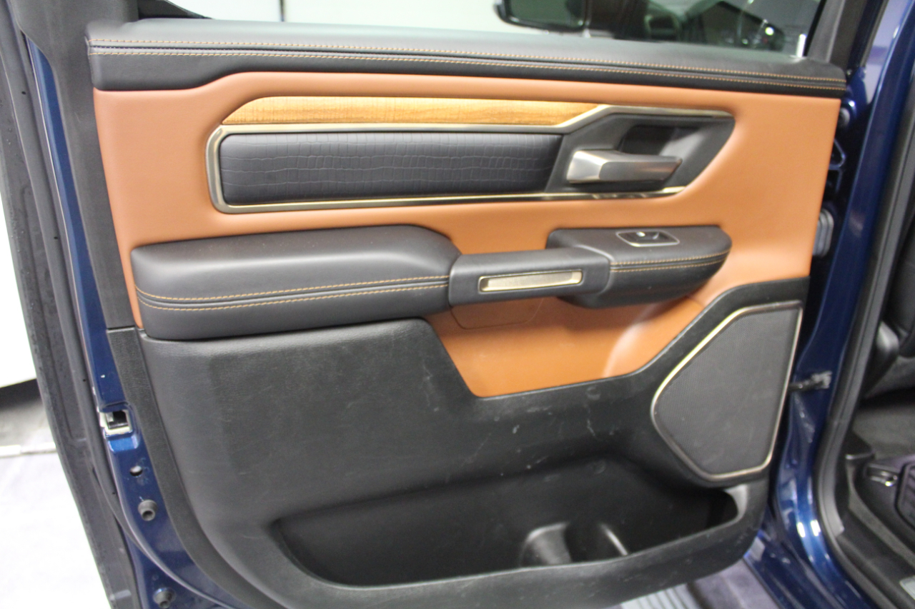 RAM 1500 Longhorn 4x4 Crew Cab 5'7" Box 2021