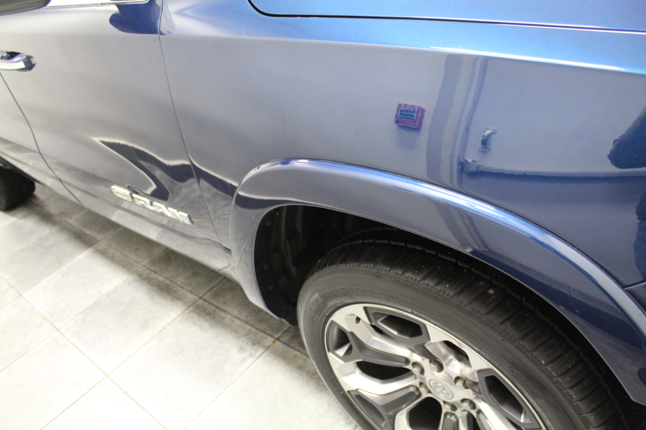 RAM 1500 Longhorn 4x4 Crew Cab 5'7" Box 2021